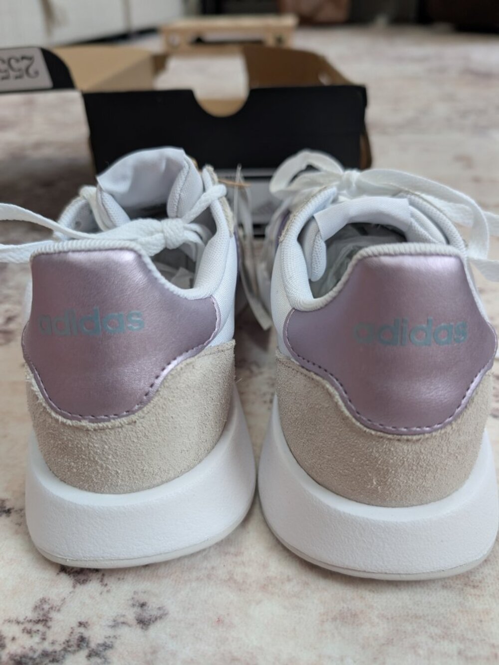 NWT Adidas Run 60s 2.0 Women’s Size 6.5 – White/Lavender – Tags & Box - Picture 6 of 7
